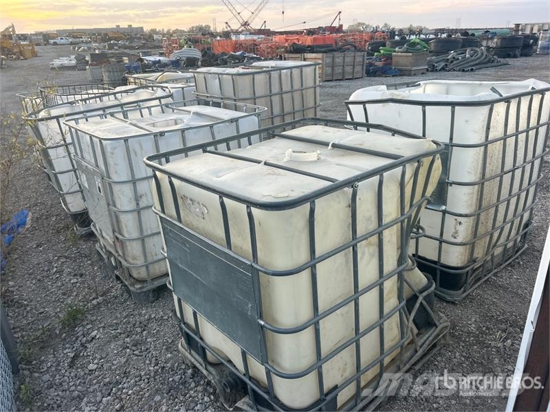 Quantity of (10) Pallets of Tank Tanques de combustível e aditivos