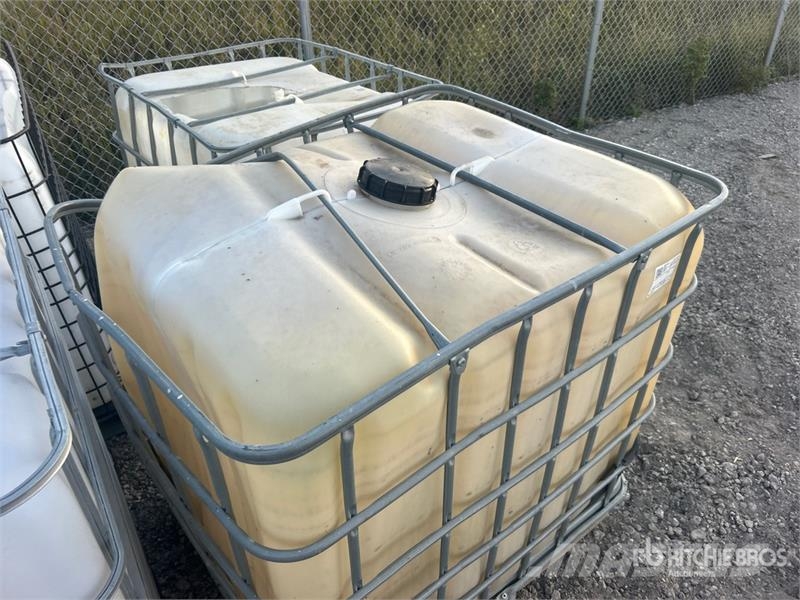 Quantity of (10) Pallets of Tank Tanques de combustível e aditivos