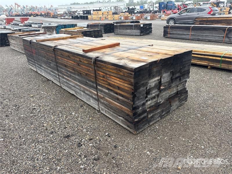 Quantity of (105) 2 in x 10 in x 14 ft SPF Lumber مكونات أخرى