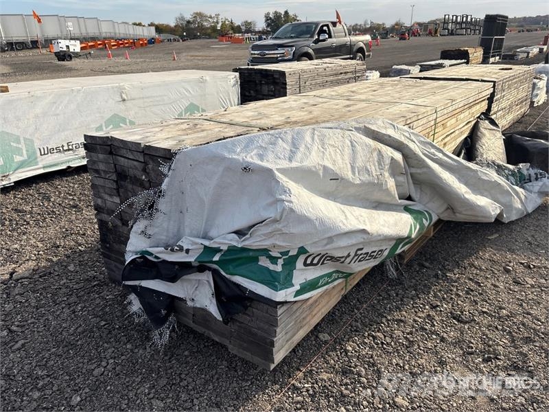 Quantity of (105) 2 in x 10 in x 12 ft SPF Lumber Outros componentes
