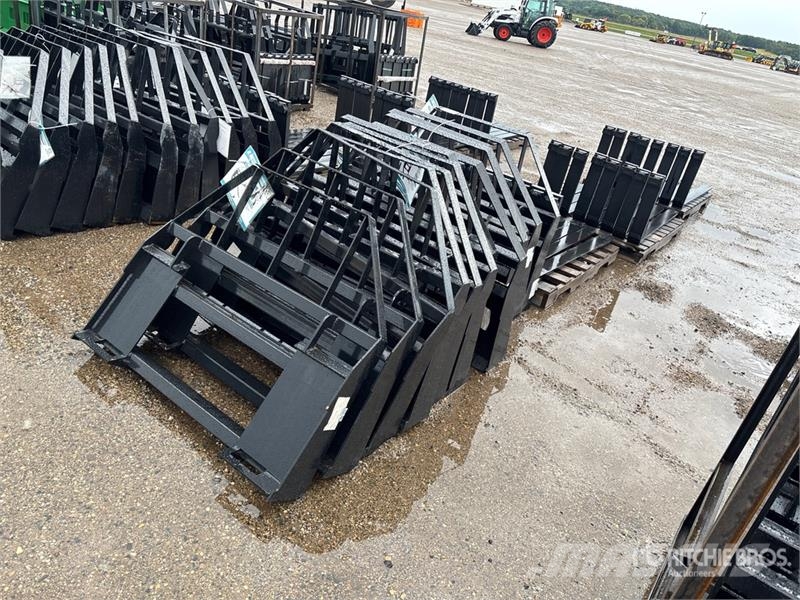 Quantity of (12) Mower King SA Skid Steer Forks ( 지게차