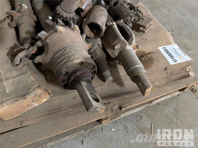 Quantity of (12) Rockdrill Bits Bit Parts Équipement de traitement