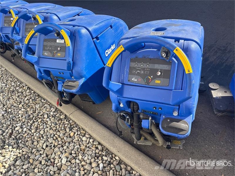  Quantity of (12) Walk-Behind Floor Scrubber مقطورات أخرى