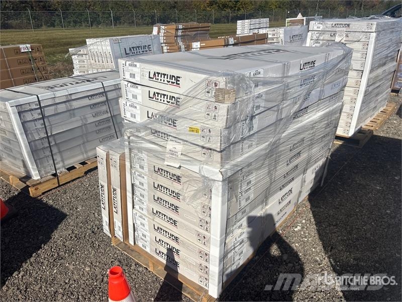  Quantity of (14) Leer Latitude Soft Folding Tonnea Transportes - Outros
