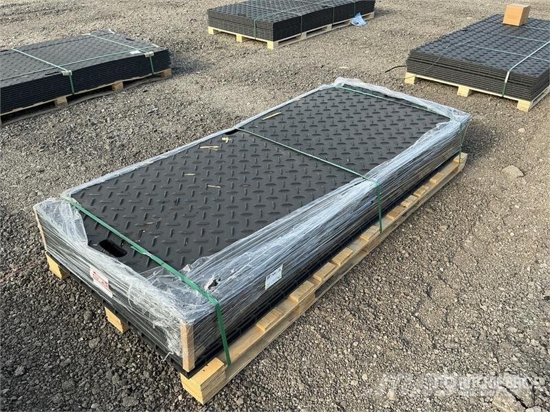 Quantity of (15) FPM Ground Protection Mats (Unus Bohrgeräte Zubehör und Ersatzteile