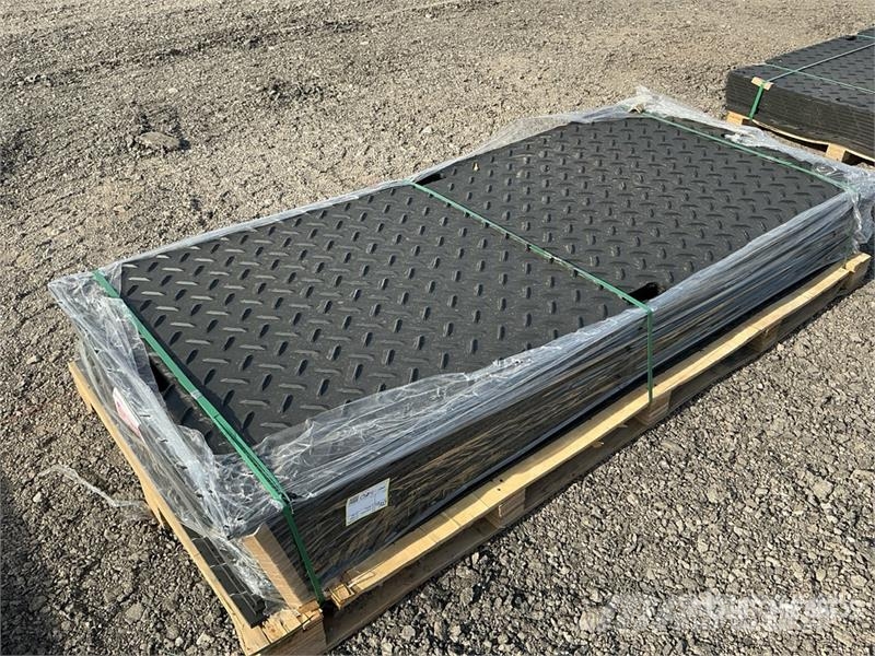  Quantity of (15)  FPM Ground Protection Mats (Unus Borutstyr tilbehør og deler