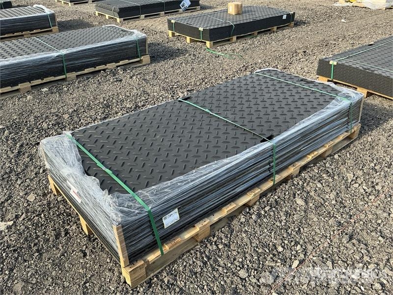Quantity of (15) FPM Ground Protection Mats (Unus Bohrgeräte Zubehör und Ersatzteile
