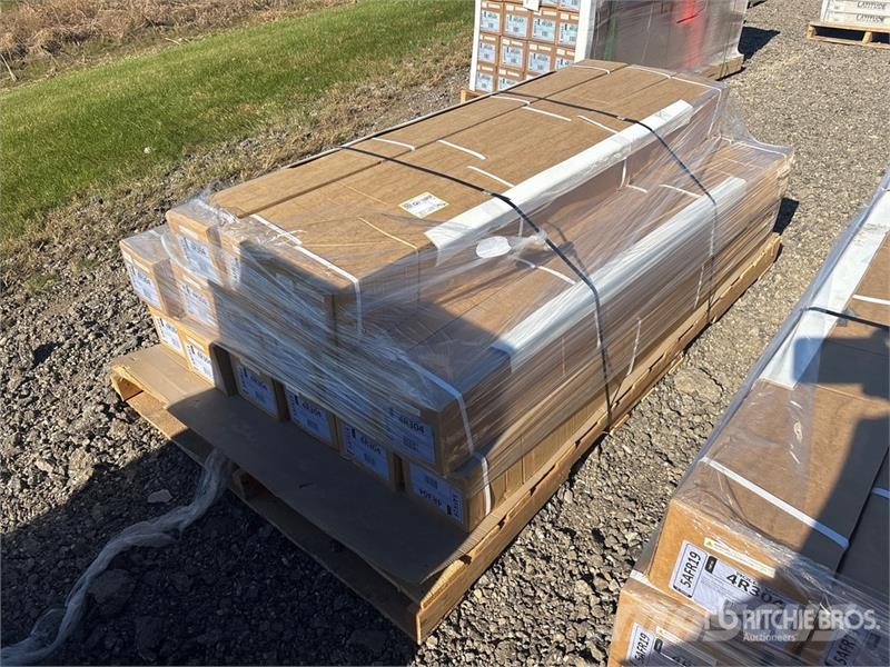Quantity of (15) Soft Roll-Up Tonneau Cover (Unuse Transportes - Outros