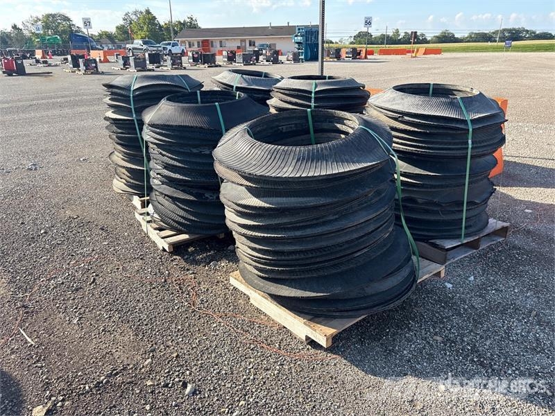  Quantity of (150) Safety Barrel Rings معدات النقل - غير ذلك