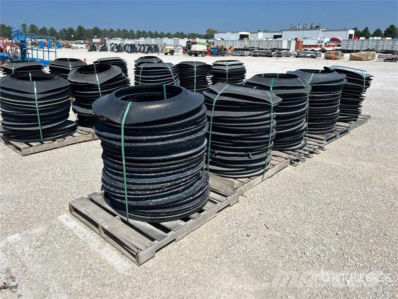 Quantity of (150) Safety Barrel Rings Muud osad