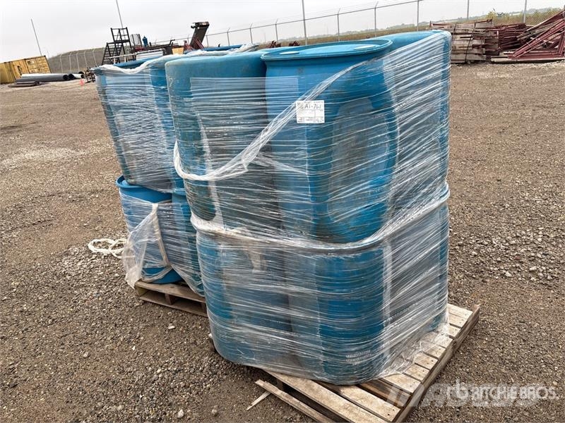 Quantity of (16) Barrels Entreprenør - Andet