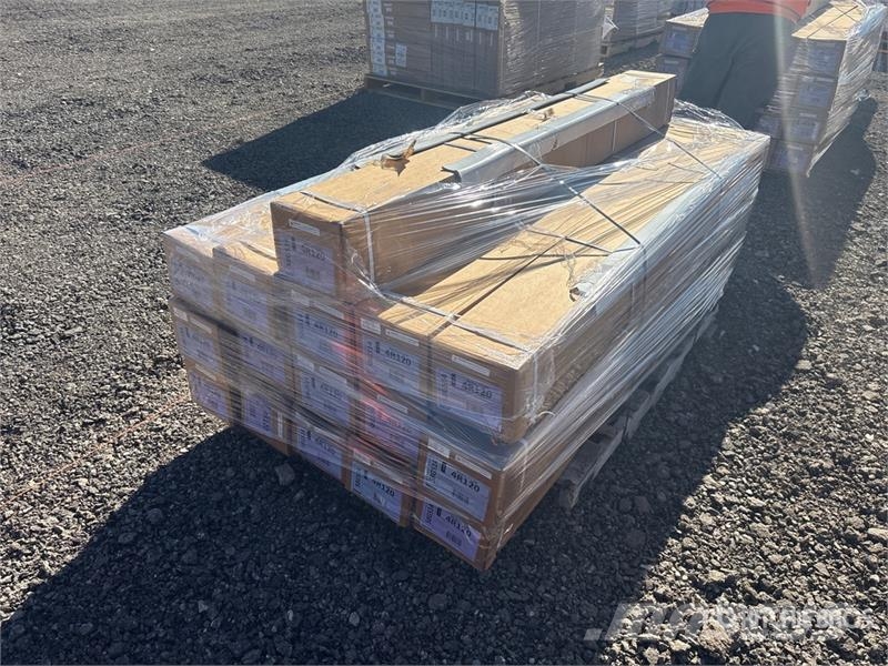 Quantity of (16) Leer Roll It Up Soft Rolling Tonn Transportes - Outros

