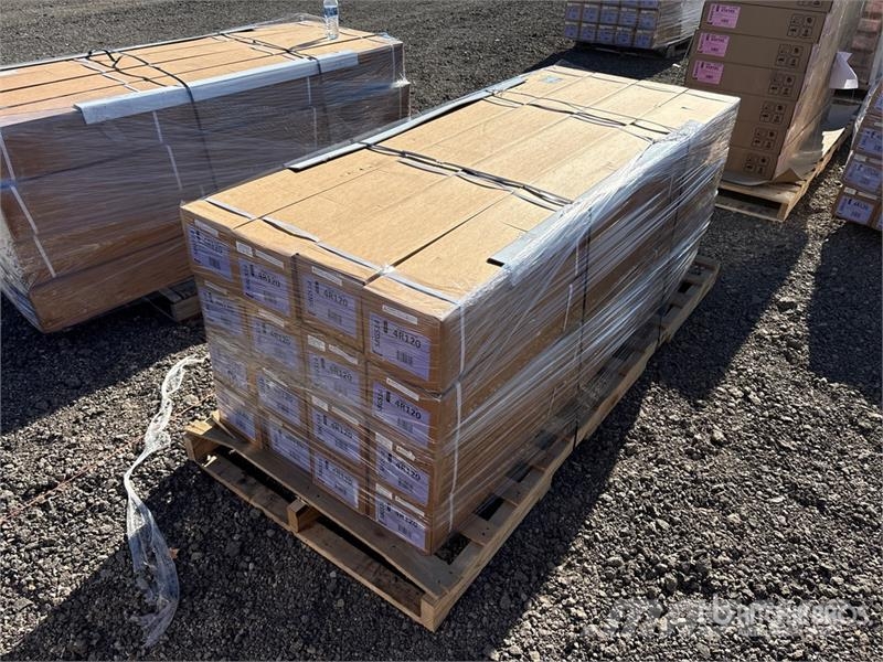 Quantity of (16) Soft Rolling Tonneau Cover (Unuse Transportes - Outros