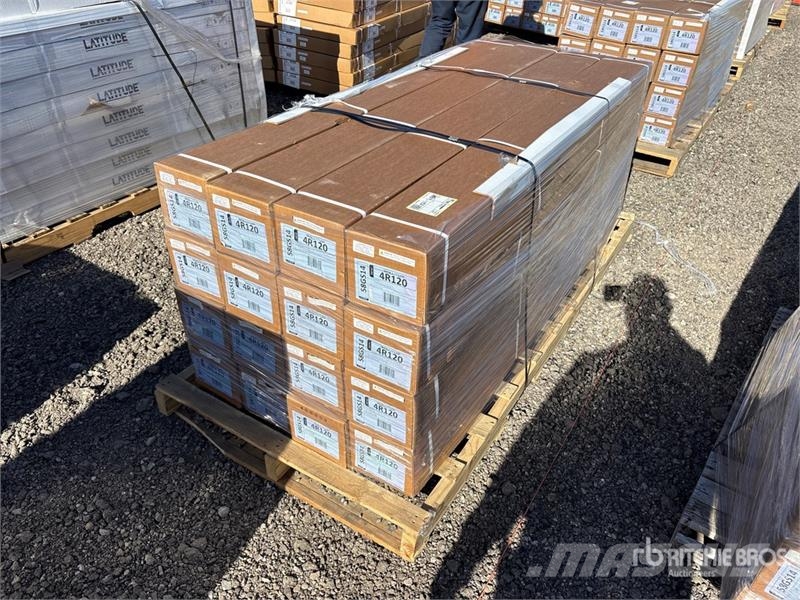 Quantity of (16) Soft Rolling Tonneau Cover (Unuse Transportes - Outros