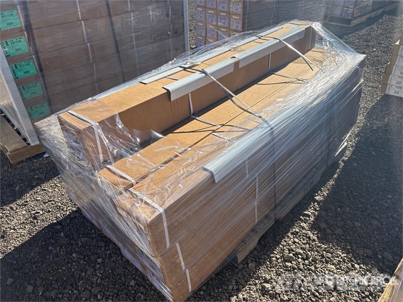  Quantity of (16) Soft Rolling Tonneau Cover (Unuse Transportes - Outros
