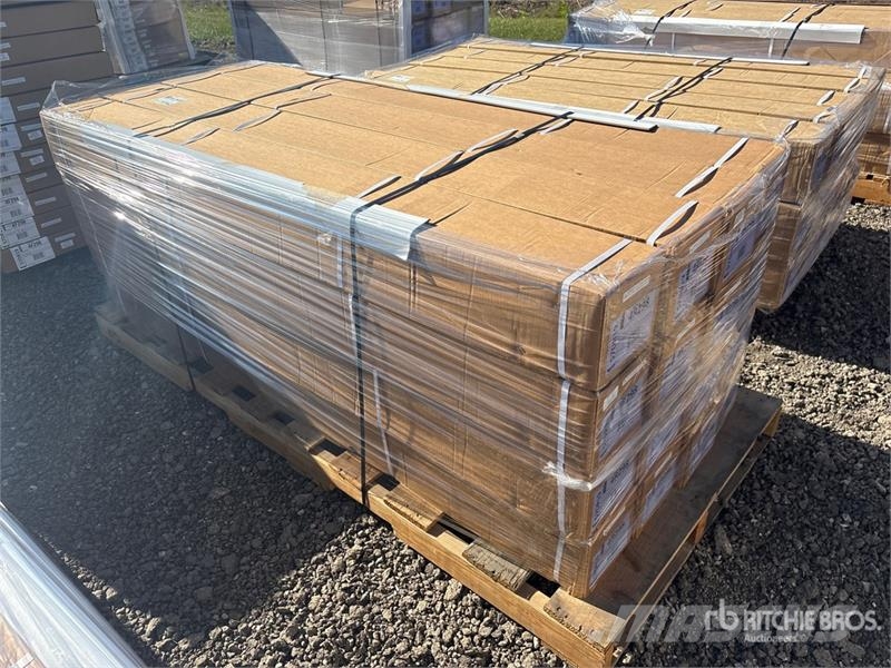  Quantity of (16) Soft Rolling Tonneau Cover (Unuse Transportes - Outros
