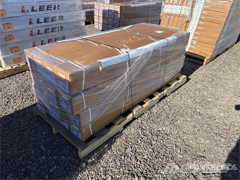  Quantity of (16) Soft Rolling Tonneau Cover (Unuse Transportes - Outros
