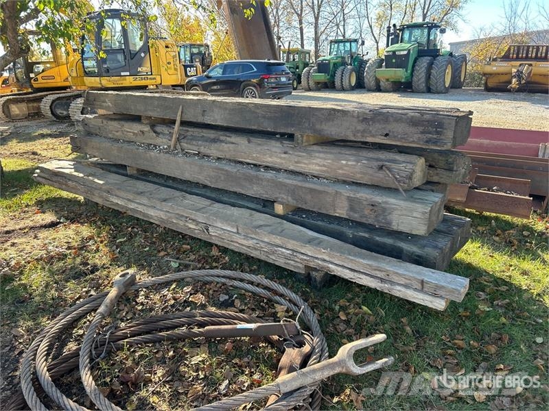 Quantity of 168 in Crane Mats Daru tertozékok és felszerelések