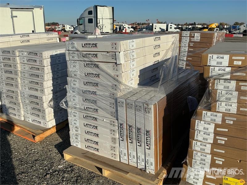 Quantity of (17) Leer Latitude Soft Folding Tonnea Otros componentes
