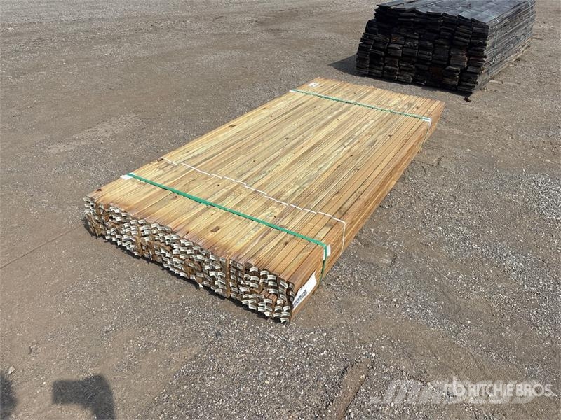 Quantity of (192) 2 in x 2 in x 8 ft SYP PT Lumber Andet tilbehør