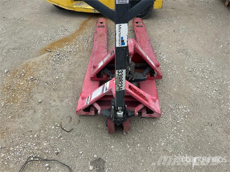 Quantity of (2) 5500 lb Pallet Jack Jekketralle