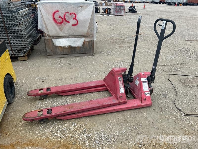 Quantity of (2) 5500 lb Pallet Jack Jekketralle