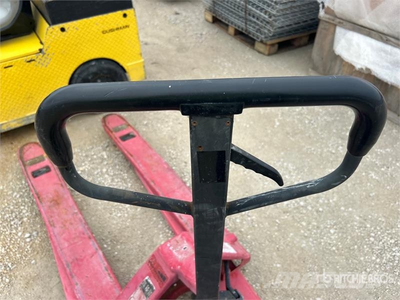 Quantity of (2) 5500 lb Pallet Jack Jekketralle