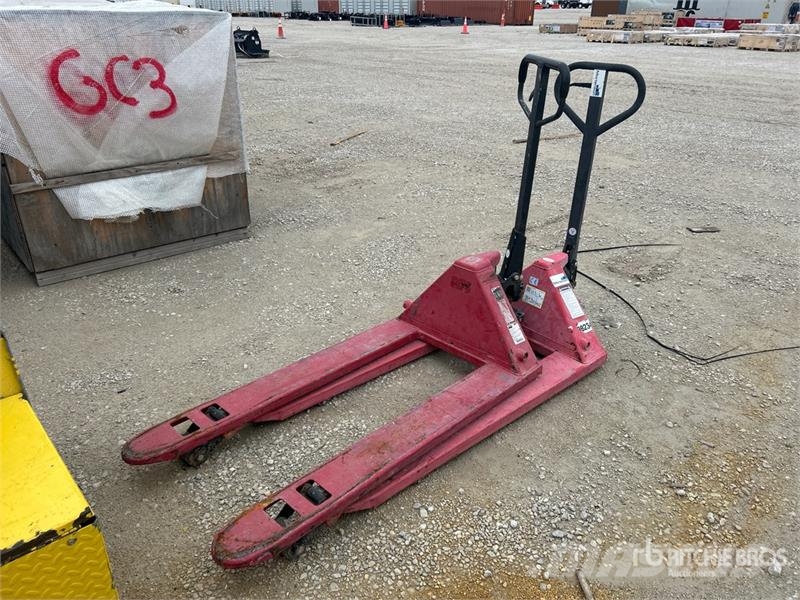 Quantity of (2) 5500 lb Pallet Jack Jekketralle