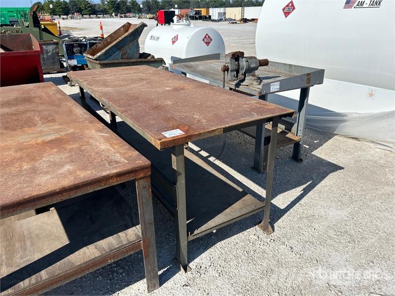 Quantity of (2) 6 ft 1-Drawer Workbench Other components