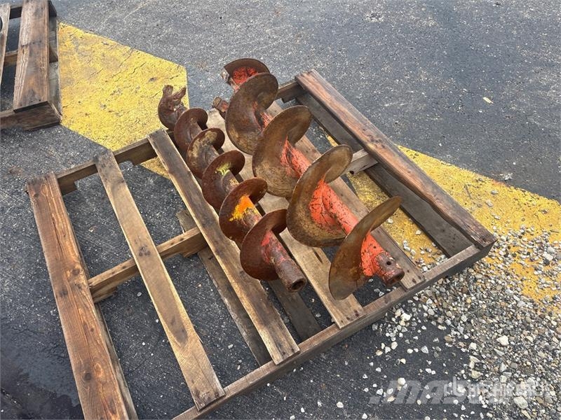  Quantity of (2) Auger Bit Коммерческий транспорт - Другие