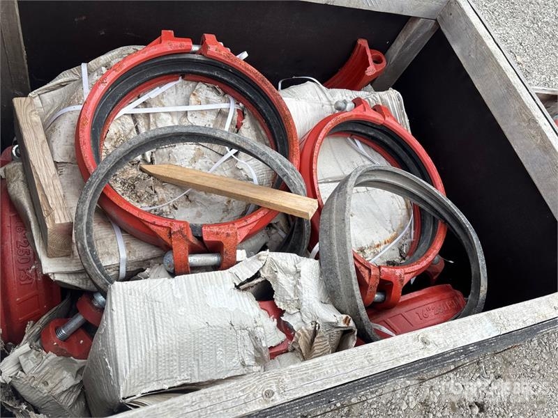  Quantity of (2) Boxes of Pipe Couplings Gradbeništvo - drugo