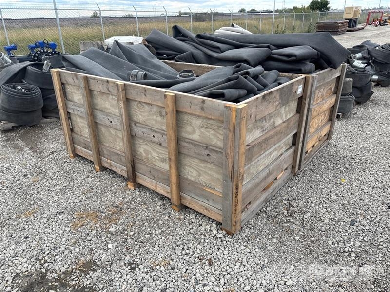  Quantity of (2) Crates of 6 inch Hose Otros componentes
