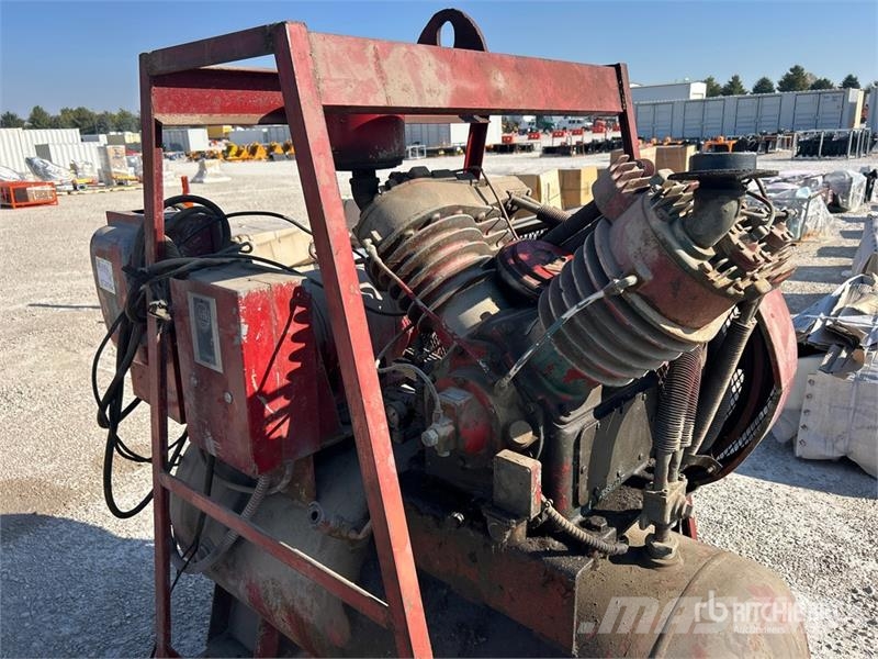  Quantity of (2) Electric Air Compressor مكابس