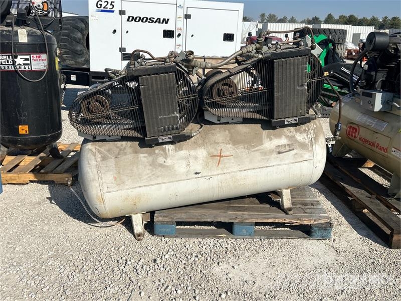  Quantity of (2) Electric 80 gal Air Compressor مكابس