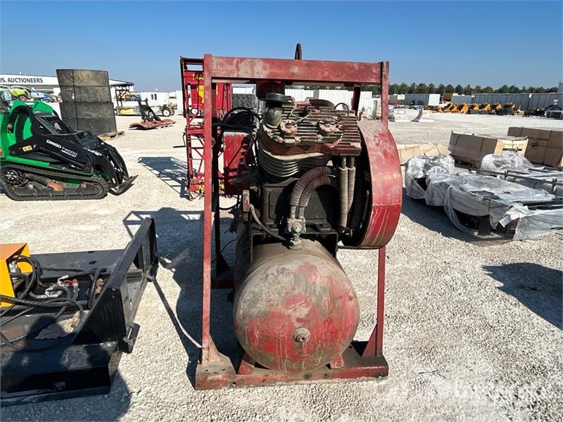  Quantity of (2) Electric Air Compressor مكابس