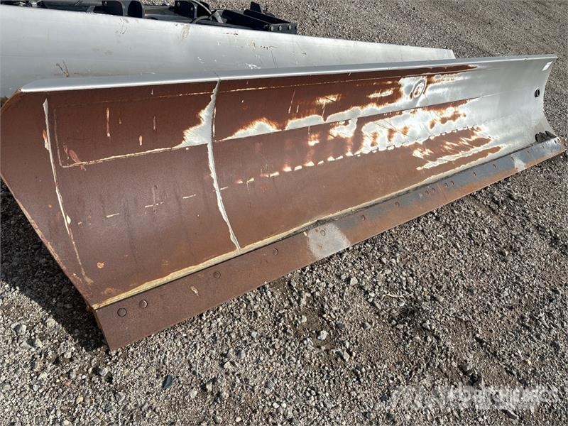 Quantity of (2) Falls 168 in Motor Grader Blade Daske / noževi