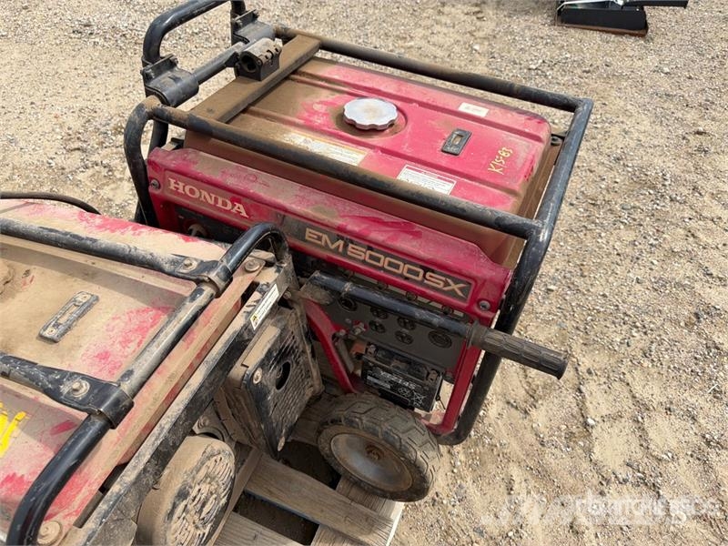  Quantity of (2) Generator Set (Inoperable) Diesel Generatoren