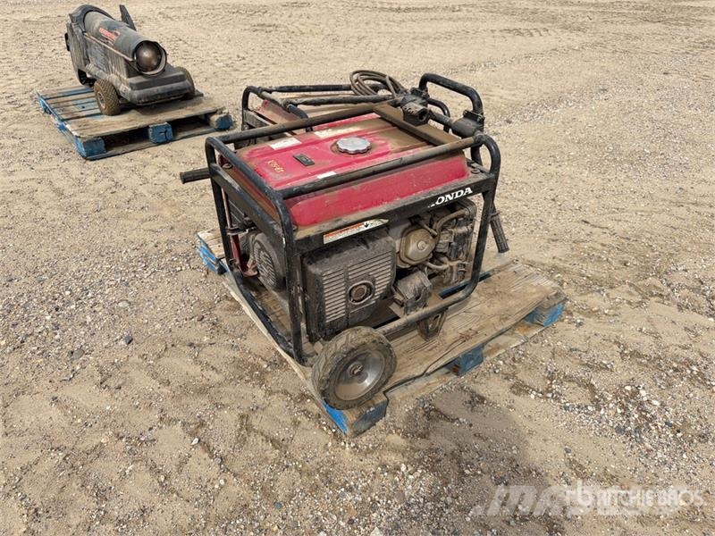  Quantity of (2) Generator Set (Inoperable) Diesel Generatoren