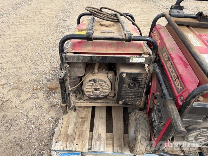  Quantity of (2) Generator Set (Inoperable) Diesel Generatoren