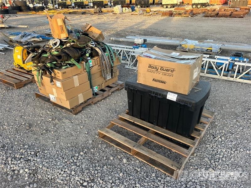 Quantity of (2) Pallets of Safety Supplies Drugi deli