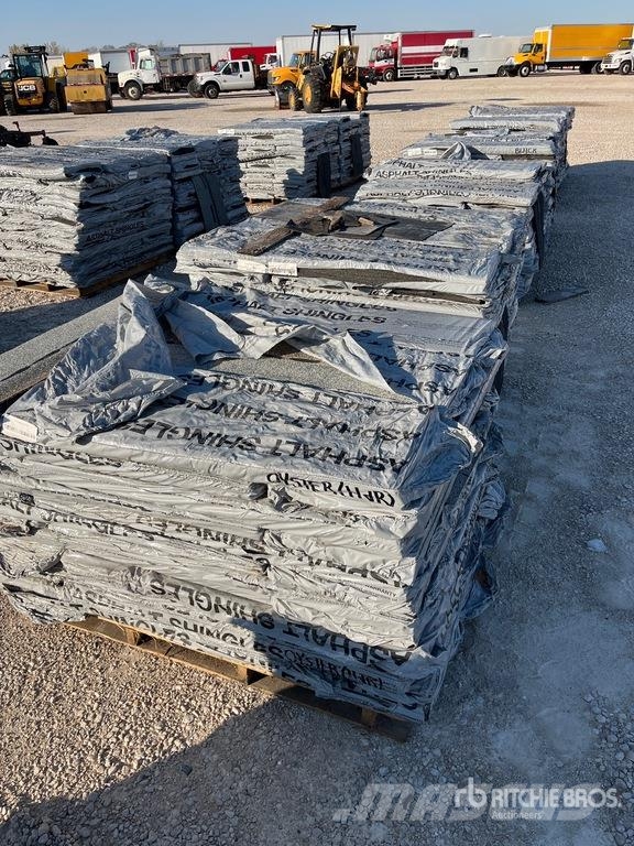 Quantity of (2) Pallets of Mixed Roofing Shingles المصاعد والرافعات المادية