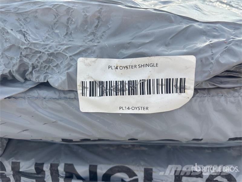  Quantity of (2) Pallets of Mixed Roofing Shingles Treuils, palans et monte-charge