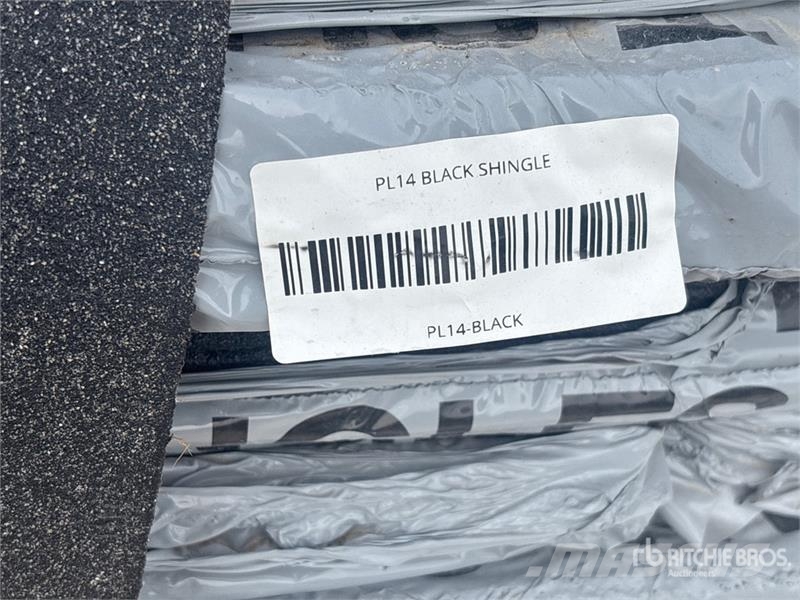 Quantity of (2) Pallets of Mixed Roofing Shingles Treuils, palans et monte-charge