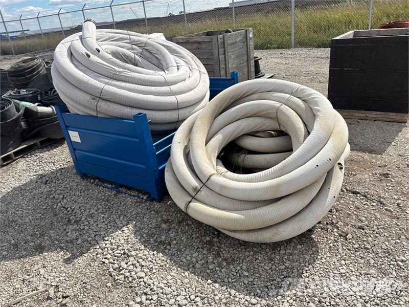  Quantity of (2) Pallets of 4 inch Hose Otros componentes