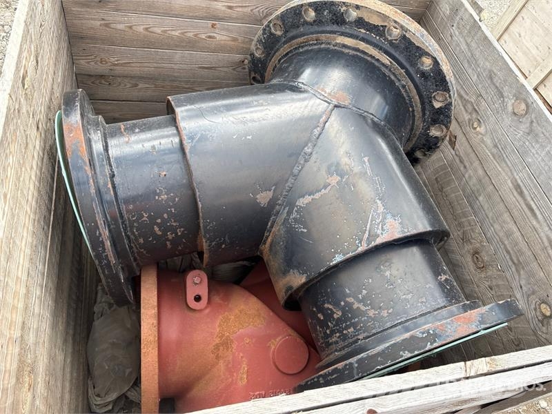 Quantity of (2) Pipe Fittings Construcción - Otros