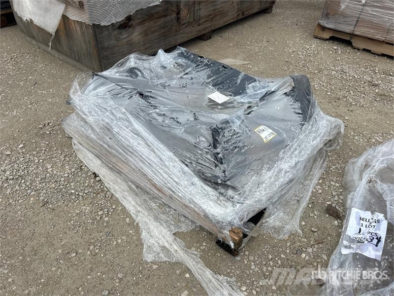 Quantity of (2) Semi Trailer Jack Gradbeništvo - drugo