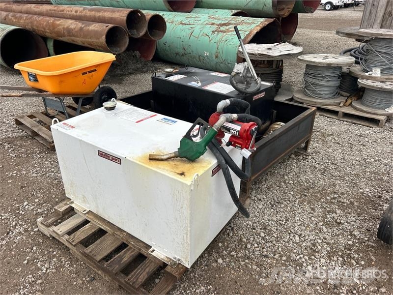 Quantity of (2) Skid Mounted Steel Diesel Fuel Tan Баки для топлива и присадок