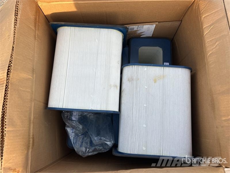 Quantity of (2) Smoke Extractors Entreprenør - Andet