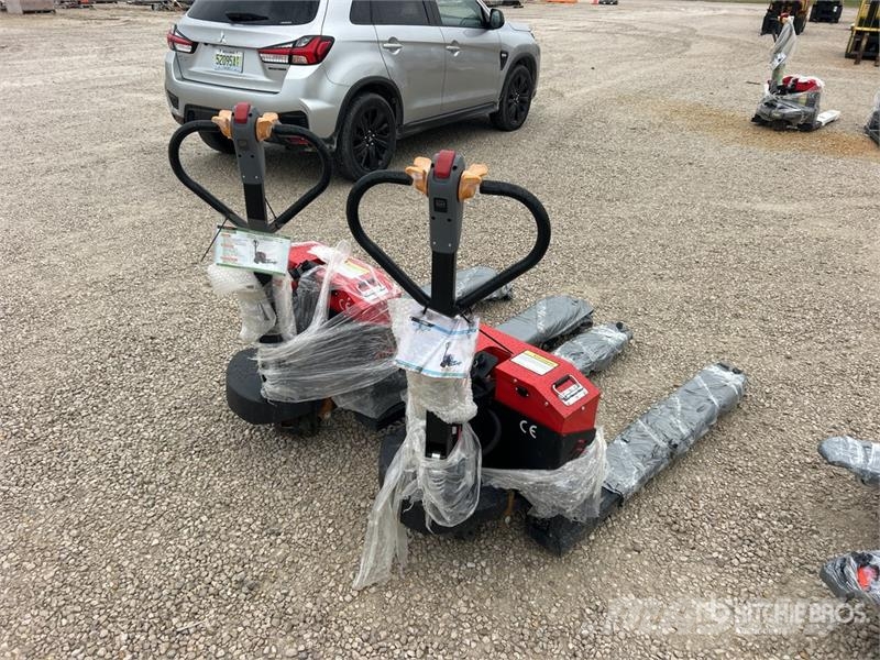  Quantity of (2)  STARVOX 6600 lb Electric Pallet J Jekketralle