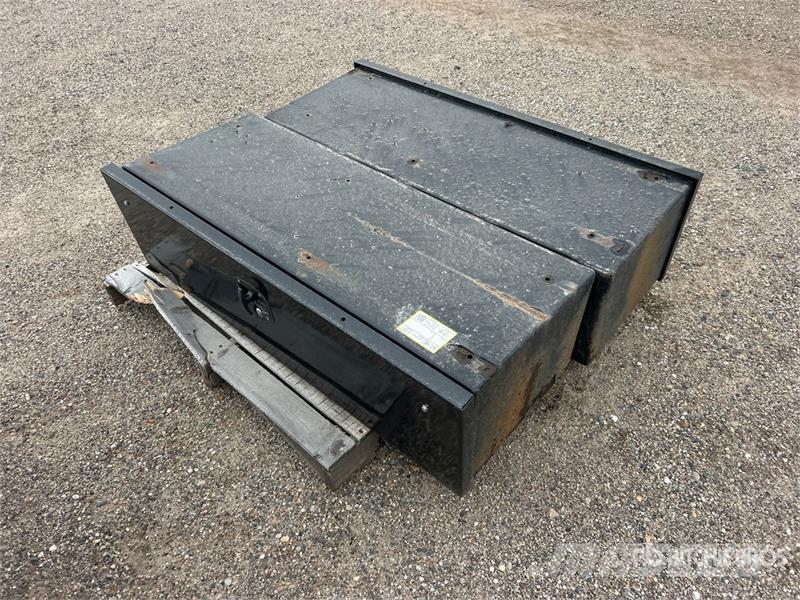 Quantity of (2) Toolbox 운송 장비 - 기타